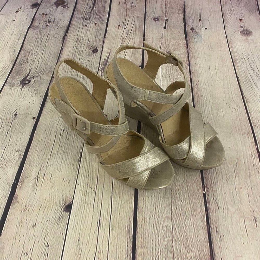 Nine West Gold Criss Cross Wedge Sandals Open Toe - Picture 2 of 8